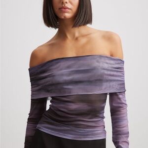 NA-KD off the shoulder mesh top